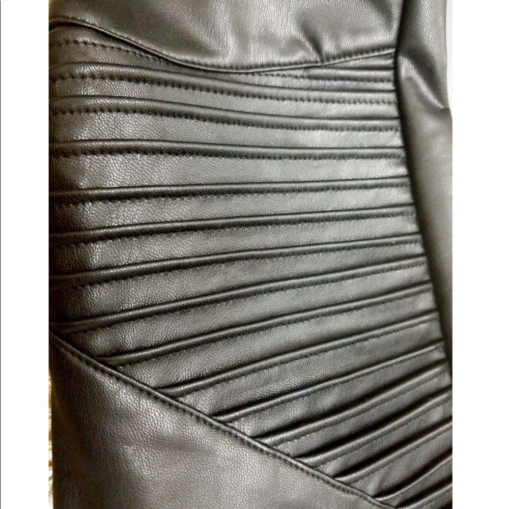 🍂 Faux Leather Moto Leggings - Picture 7 of 8
